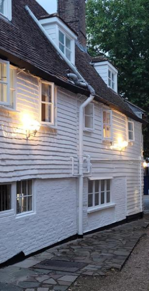 Cosy Getaway !